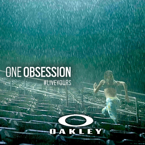 12 Oakley